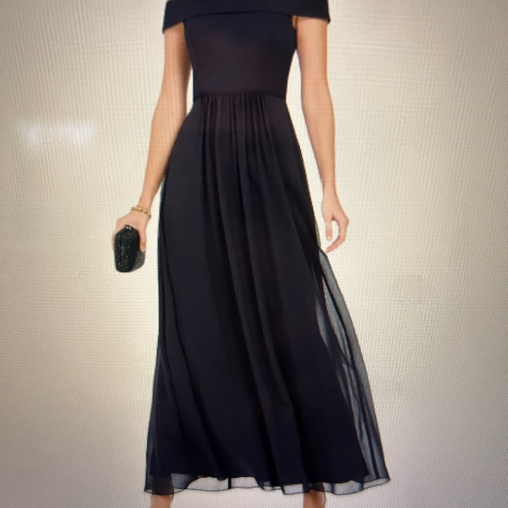 Adrianna Papell Black Off-Shoulder Maxi Gown NWt size 14